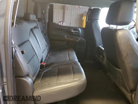 ✅ 2021 Chevrolet Silverado 1500 LT Trail Boss • VIN: 3GCPYFED3MG360323 • Lot: 81523885. Wystawiony na Copart z przebiegiem 115 670 mil. Bezpłatny archiwum sprzedaży aukcyjnych z USA i szczegółowy raport historii pojazdu na DreamBid. Zdjęcie 10.