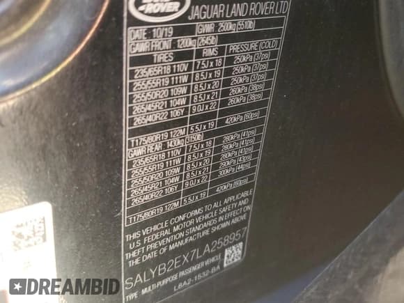 ✅ 2020 Land Rover Range Rover Velar S • VIN: SALYB2EX7LA258957 • Лот: 92160905. Опубликован ранее на Copart с пробегом 88 587 миль. Бесплатный доступ к архиву аукционных продаж из США и подробный отчёт об истории автомобиля на DreamBid. Изображение 13.