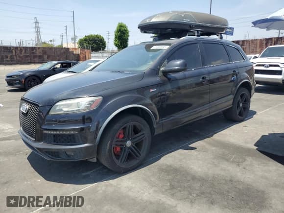 ✅ 2011 Audi Q7 S line • VIN: WA1DGAFE2BD008497 • Lot: 61000995. Listed on Copart with 130,238 mi. Free auction sales archive from the USA and detailed vehicle history report at DreamBid. Image 1.