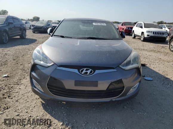 ✅ 2013 Hyundai Veloster w/Gray Int • VIN: KMHTC6AD5DU121691 • Lot: 75518914. Wystawiony na Copart z przebiegiem Nie podano. Bezpłatny archiwum sprzedaży aukcyjnych z USA i szczegółowy raport historii pojazdu na DreamBid. Zdjęcie 5.