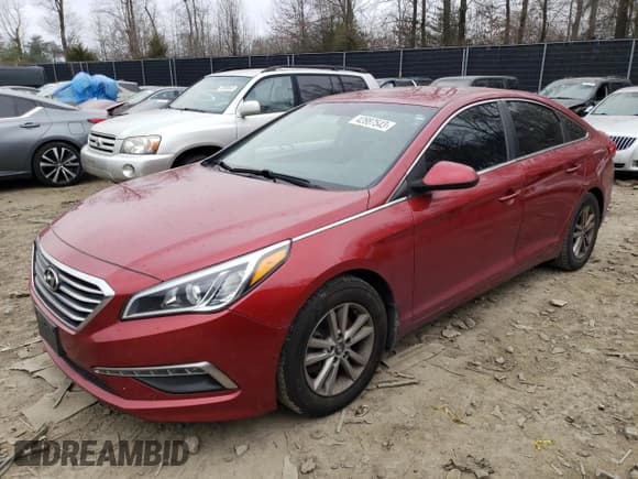 ✅ 2015 Hyundai Sonata SE • VIN: 5NPE24AFXFH142734 • Lot: 42887543. Listed on Copart with 124,144 mi. Free auction sales archive from the USA and detailed vehicle history report at DreamBid. Image 1.
