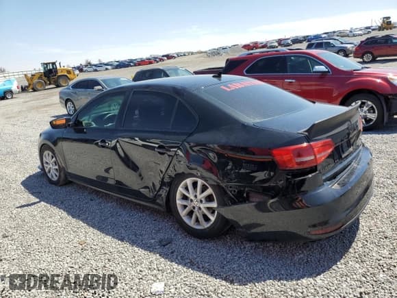 ✅ 2015 Volkswagen Jetta SE • VIN: 3VWD07AJ0FM414285 • Lot: 51930645. Listed on Copart with 136,618 mi. Free auction sales archive from the USA and detailed vehicle history report at DreamBid. Image 2.