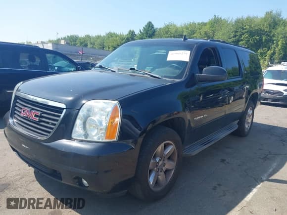 ✅ 2013 GMC Yukon XL SLT • VIN: 1GKS2KE74DR330878 • Lot: 42961279. Wystawiony na IAAI z przebiegiem 153 077 mil. Bezpłatny archiwum sprzedaży aukcyjnych z USA i szczegółowy raport historii pojazdu na DreamBid. Zdjęcie 17.