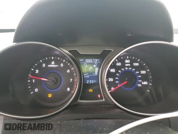 ✅ 2012 Hyundai Veloster w/Gray Int • VIN: KMHTC6AD3CU035360 • Lot: 80714504. Wystawiony na Copart z przebiegiem 188 673 mil. Bezpłatny archiwum sprzedaży aukcyjnych z USA i szczegółowy raport historii pojazdu na DreamBid. Zdjęcie 9.