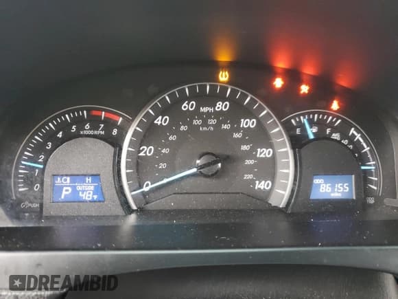 ✅ 2015 Toyota Camry LE • VIN: 4T4BF1FK0FR508333 • Lot: 92103385. Wystawiony na Copart z przebiegiem 86 155 mil. Bezpłatny archiwum sprzedaży aukcyjnych z USA i szczegółowy raport historii pojazdu na DreamBid. Zdjęcie 9.