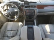 ✅ 2009 GMC Sierra 1500 SLT • VIN: 3GTEC33059G207602 • Лот: 46096045. Опубликован ранее на Copart с пробегом 147 229 миль. Бесплатный доступ к архиву аукционных продаж из США и подробный отчёт об истории автомобиля на DreamBid. Изображение 8.