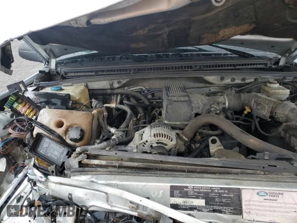 ✅ 1997 Land Rover Discovery SD • VIN: SALJY1247VA719419 • Лот: 85375184. Опубликован ранее на Copart с пробегом 215 699 миль. Бесплатный доступ к архиву аукционных продаж из США и подробный отчёт об истории автомобиля на DreamBid. Изображение 12.