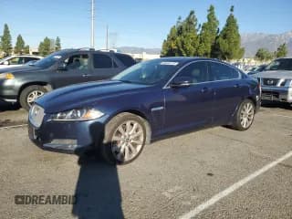 ✅ 2013 Jaguar XF V6 AWD • VIN: SAJWJ0EF1D8S75910 • Lot: 86840115. Wystawiony na Copart z przebiegiem 127 049 mil. Bezpłatny archiwum sprzedaży aukcyjnych z USA i szczegółowy raport historii pojazdu na DreamBid. Zdjęcie 1.