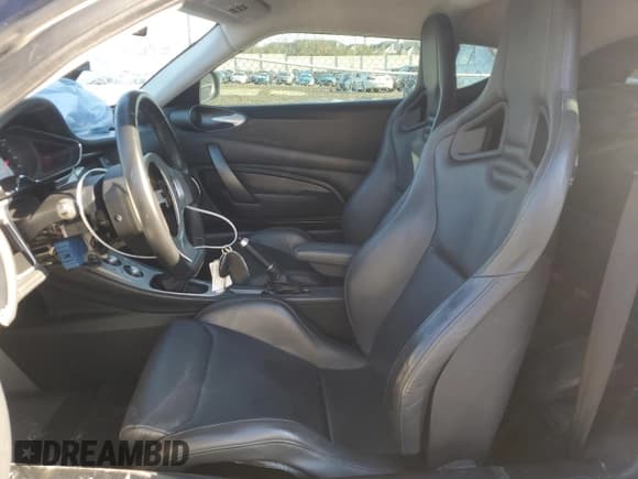 ✅ 2010 Lotus Evora 2+2 • VIN: SCCLMDTU4AHA11501 • Lot: 85955594. Listed on Copart with 40,237 mi. Free auction sales archive from the USA and detailed vehicle history report at DreamBid. Image 7.