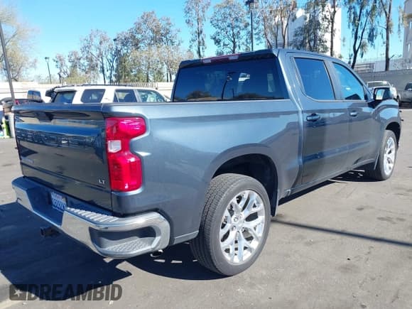 ✅ 2019 Chevrolet Silverado 1500 LT • VIN: 3GCPWCED3KG246503 • Лот: 43786103. Опубликован ранее на IAAI с пробегом 34 040 миль. Бесплатный доступ к архиву аукционных продаж из США и подробный отчёт об истории автомобиля на DreamBid. Изображение 4.
