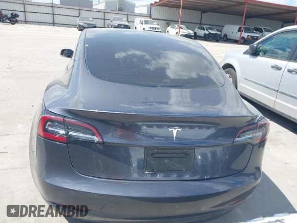 ✅ 2023 Tesla Model 3 • VIN: 5YJ3E1EA0PF569044 • Лот: 43295052. Опубликован ранее на IAAI с пробегом 15 миль. Бесплатный доступ к архиву аукционных продаж из США и подробный отчёт об истории автомобиля на DreamBid. Изображение 16.