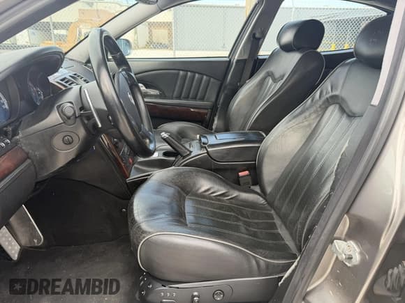 ✅ 2007 Maserati Quattroporte • VIN: ZAMCE39A970026890 • Лот: 43574363. Опубликован ранее на IAAI с пробегом 86 868 миль. Бесплатный доступ к архиву аукционных продаж из США и подробный отчёт об истории автомобиля на DreamBid. Изображение 5.