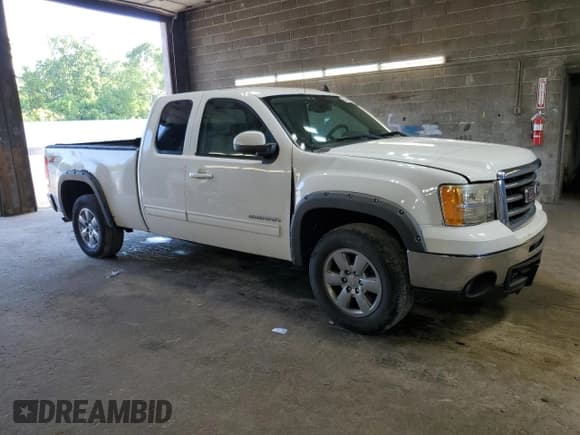 ✅ 2013 GMC Sierra 1500 SLT • VIN: 1GTR2WE78DZ153169 • Lot: 60863335. Listed on Copart with 187,087 mi. Free auction sales archive from the USA and detailed vehicle history report at DreamBid. Image 4.