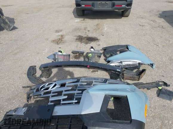 2024 Hyundai Santa Cruz SEL with VIN 5NTJC4AE3RH080215, listed as a IAAI auction lot 40812976 with 10,942 mi miles and . Bid and sale history available at DreamBid. Image 12.