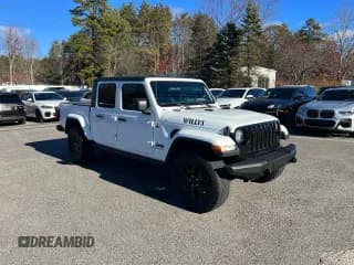 ✅ 2021 Jeep Gladiator Sport S • VIN: 1C6JJTAM8ML525677 • Лот: 93779445. Опубликован ранее на Copart с пробегом 104 052 миль. Бесплатный доступ к архиву аукционных продаж из США и подробный отчёт об истории автомобиля на DreamBid. Изображение 1.