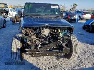 ✅ 2021 Jeep Wrangler Unlimited Sahara Altitude • VIN: 1C4HJXEG6MW542057 • Лот: 93526755. Опубликован ранее на Copart с пробегом 70 047 миль. Бесплатный доступ к архиву аукционных продаж из США и подробный отчёт об истории автомобиля на DreamBid. Изображение 5.