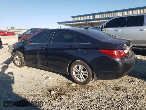 ✅ 2013 Hyundai Sonata GLS • VIN: 5NPEB4AC8DH670565 • Lot: 74192614. Listed on Copart with 184,658 mi. Free auction sales archive from the USA and detailed vehicle history report at DreamBid. Image 2.