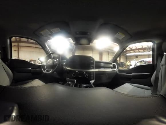 ✅ 2023 Ford F-150 Lightning Pro • VIN: 1FTVW1EL9PWG03257 • Лот: 41686806. Опубликован ранее на IAAI с пробегом 38 152 миль. Бесплатный доступ к архиву аукционных продаж из США и подробный отчёт об истории автомобиля на DreamBid. Изображение 24.