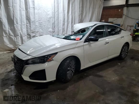 ✅ 2025 Nissan Altima SV • VIN: 1N4BL4DV9SN369979 • Lot: 92011895. Listed on Copart with 17,113 mi. Free auction sales archive from the USA and detailed vehicle history report at DreamBid. Image 1.