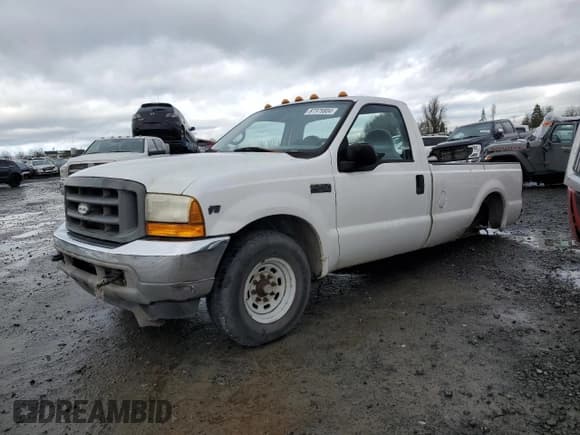 ✅ 2001 Ford F-250 XL • VIN: 1FTNF20L61EA86350 • Lot: 87375804. Listed on Copart with 159,039 mi. Free auction sales archive from the USA and detailed vehicle history report at DreamBid. Image 1.