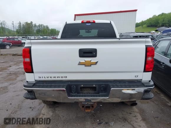 ✅ 2015 Chevrolet Silverado 2500HD LT • VIN: 1GC1KVEG7FF624370 • Lot: 39313846. Wystawiony na IAAI z przebiegiem 154 519 mil. Bezpłatny archiwum sprzedaży aukcyjnych z USA i szczegółowy raport historii pojazdu na DreamBid. Zdjęcie 16.
