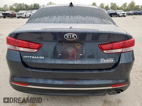 ✅ 2017 Kia Optima LX • VIN: 5XXGT4L33HG143456 • Lot: 93220175. Wystawiony na Copart z przebiegiem 196 066 mil. Bezpłatny archiwum sprzedaży aukcyjnych z USA i szczegółowy raport historii pojazdu na DreamBid. Zdjęcie 6.