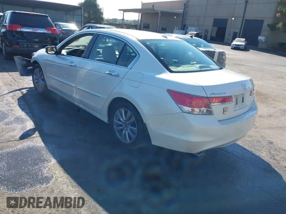 ✅ 2011 Honda Accord EX-L • VIN: 1HGCP3F85BA007578 • Lot: 43163894. Wystawiony na IAAI z przebiegiem 98 674 mil. Bezpłatny archiwum sprzedaży aukcyjnych z USA i szczegółowy raport historii pojazdu na DreamBid. Zdjęcie 3.