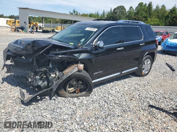 ✅ 2013 GMC Terrain Denali • VIN: 2GKFLZEK6D6297079 • Lot: 71999285. Wystawiony na Copart z przebiegiem 178 370 mil. Bezpłatny archiwum sprzedaży aukcyjnych z USA i szczegółowy raport historii pojazdu na DreamBid. Zdjęcie 1.
