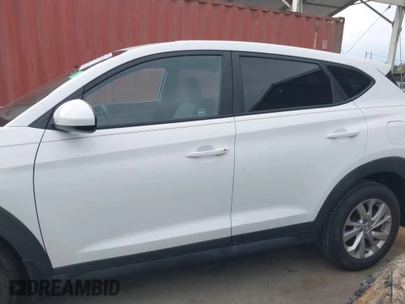 ✅ 2021 Hyundai Tucson SE • VIN: KM8J23A40MU286248 • Lot: 43329243. Wystawiony na IAAI z przebiegiem 55 481 mil. Bezpłatny archiwum sprzedaży aukcyjnych z USA i szczegółowy raport historii pojazdu na DreamBid. Zdjęcie 14.