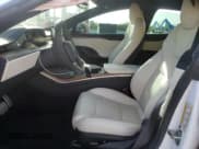 ✅ 2022 Tesla Model S • VIN: 5YJSA1E58NF483388 • Lot: 80904265. Wystawiony na Copart z przebiegiem 121 037 mil. Bezpłatny archiwum sprzedaży aukcyjnych z USA i szczegółowy raport historii pojazdu na DreamBid. Zdjęcie 7.