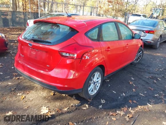 ✅ 2016 Ford Focus SE • VIN: 1FADP3K26GL240620 • Lot: 43736819. Wystawiony na IAAI z przebiegiem 143 748 mil. Bezpłatny archiwum sprzedaży aukcyjnych z USA i szczegółowy raport historii pojazdu na DreamBid. Zdjęcie 4.