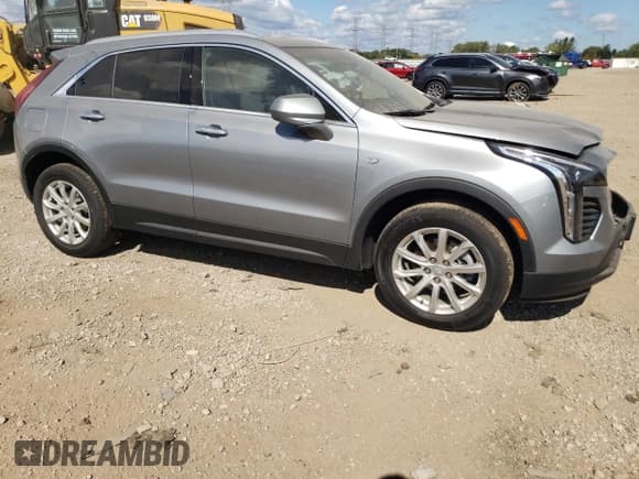 ✅ 2023 Cadillac XT4 AWD Luxury • VIN: 1GYFZBR4XPF221205 • Lot: 83923705. Listed on Copart with 10,846 mi. Free auction sales archive from the USA and detailed vehicle history report at DreamBid. Image 4.