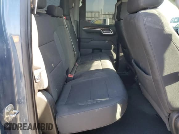 ✅ 2024 Chevrolet Silverado 1500 • VIN: 1GCRACE83RZ366886 • Лот: 42743435. Опубликован ранее на Copart с пробегом Не указан. Бесплатный доступ к архиву аукционных продаж из США и подробный отчёт об истории автомобиля на DreamBid. Изображение 10.