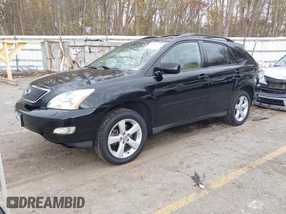 ✅ 2007 Lexus RX 350 • VIN: 2T2HK31U07C015612 • Lot: 43609659. Listed on IAAI with 226,104 mi. Free auction sales archive from the USA and detailed vehicle history report at DreamBid. Image 17.