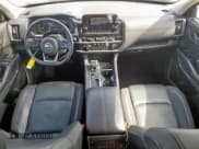 ✅ 2022 Nissan Pathfinder SL • VIN: 5N1DR3CA4NC201978 • Lot: 63401265. Wystawiony na Copart z przebiegiem 45 160 mil. Bezpłatny archiwum sprzedaży aukcyjnych z USA i szczegółowy raport historii pojazdu na DreamBid. Zdjęcie 8.