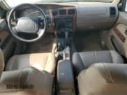 ✅ 1997 Toyota 4Runner Limited • VIN: JT3HN87R0V9002636 • Lot: 82101845. Wystawiony na Copart z przebiegiem 166 126 mil. Bezpłatny archiwum sprzedaży aukcyjnych z USA i szczegółowy raport historii pojazdu na DreamBid. Zdjęcie 8.