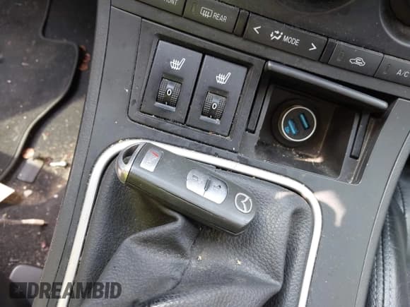 ✅ 2013 Mazda 3 i Grand Touring • VIN: JM1BL1M7XD1796687 • Lot: 42241152. Listed on IAAI with Not provided. Free auction sales archive from the USA and detailed vehicle history report at DreamBid. Image 11.