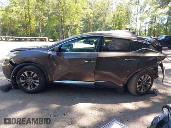 2017 Nissan Murano Platinum with VIN 5N1AZ2MH9HN151998, listed as a IAAI auction lot 43096837 with 174,513 mi miles and . Bid and sale history available at DreamBid. Image 14.