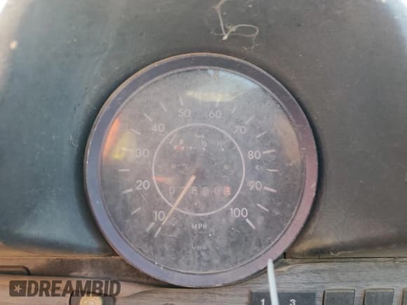 ✅ 1973 Volkswagen Beetle • VIN: 1532994213 • Lot: 72988214. Wystawiony na Copart z przebiegiem 2 600 mil. Bezpłatny archiwum sprzedaży aukcyjnych z USA i szczegółowy raport historii pojazdu na DreamBid. Zdjęcie 9.