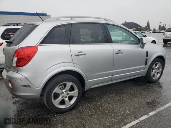 ✅ 2014 Chevrolet Captiva Sport LT • VIN: 3GNAL3EKXES646385 • Lot: 47793485. Wystawiony na Copart z przebiegiem 156 441 mil. Bezpłatny archiwum sprzedaży aukcyjnych z USA i szczegółowy raport historii pojazdu na DreamBid. Zdjęcie 3.