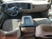 ✅ 2001 GMC Sierra 2500HD SLE • VIN: 1GTHK23U61F195057 • Лот: 82036024. Опубликован ранее на Copart с пробегом 116 211 миль. Бесплатный доступ к архиву аукционных продаж из США и подробный отчёт об истории автомобиля на DreamBid. Изображение 8.