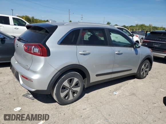 ✅ 2017 Kia Niro LX • VIN: KNDCB3LC0H5084561 • Lot: 71205625. Listed on Copart with 74,145 mi. Free auction sales archive from the USA and detailed vehicle history report at DreamBid. Image 3.