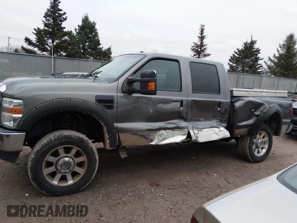 ✅ 2010 Ford F-250 XL • VIN: 1FTSW2BR3AEA94457 • Lot: 43714799. Listed on IAAI with 252,826 mi. Free auction sales archive from the USA and detailed vehicle history report at DreamBid. Image 14.