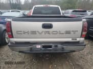 ✅ 2005 Chevrolet Silverado 1500 • VIN: 1GCEC19T55E176732 • Лот: 85440414. Опубликован ранее на Copart с пробегом 200 746 миль. Бесплатный доступ к архиву аукционных продаж из США и подробный отчёт об истории автомобиля на DreamBid. Изображение 6.