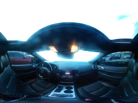 ✅ 2021 Jeep Grand Cherokee Limited • VIN: 1C4RJFBG3MC513572 • Лот: 43158982. Опубликован ранее на IAAI с пробегом 101 641 миль. Бесплатный доступ к архиву аукционных продаж из США и подробный отчёт об истории автомобиля на DreamBid. Изображение 19.