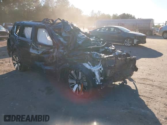 2025 Mitsubishi Outlander SEL with VIN JA4J3WA83SZ019184, listed as a IAAI auction lot 43605573 with Not provided miles and . Bid and sale history available at DreamBid. Image 1.