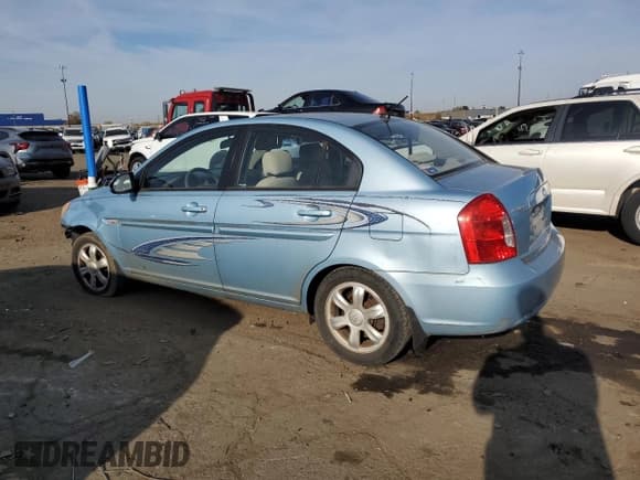 ✅ 2007 Hyundai Accent GLS • VIN: KMHCN46C07U098601 • Лот: 76406194. Опубликован ранее на Copart с пробегом 125 191 миль. Бесплатный доступ к архиву аукционных продаж из США и подробный отчёт об истории автомобиля на DreamBid. Изображение 2.