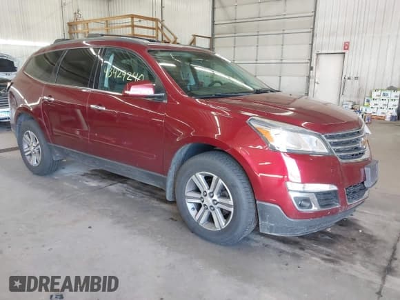 ✅ 2015 Chevrolet Traverse LT • VIN: 1GNKVGKD6FJ346728 • Lot: 43429240. Wystawiony na IAAI z przebiegiem 183 083 mil. Bezpłatny archiwum sprzedaży aukcyjnych z USA i szczegółowy raport historii pojazdu na DreamBid. Zdjęcie 1.