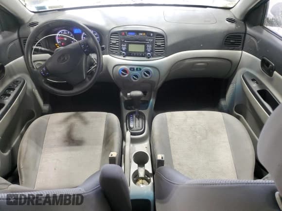 ✅ 2010 Hyundai Accent GLS • VIN: KMHCN4AC6AU488343 • Лот: 43088205. Опубликован ранее на Copart с пробегом 131 050 миль. Бесплатный доступ к архиву аукционных продаж из США и подробный отчёт об истории автомобиля на DreamBid. Изображение 8.