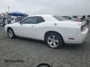 ✅ 2010 Dodge Challenger R/T Classic • VIN: 2B3CJ5DT0AH300633 • Lot: 76148344. Wystawiony na Copart z przebiegiem 193 504 mil. Bezpłatny archiwum sprzedaży aukcyjnych z USA i szczegółowy raport historii pojazdu na DreamBid. Zdjęcie 2.